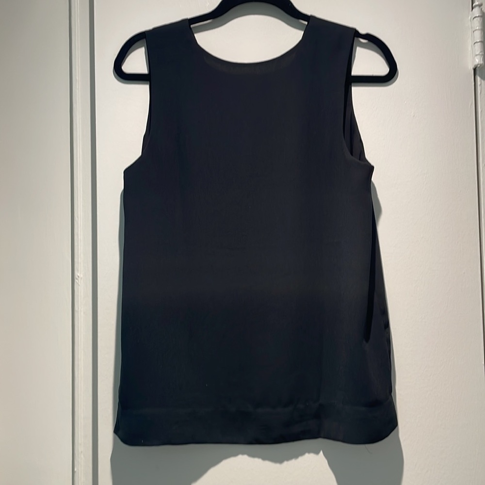 Ann Taylor Factory - V neck blouse - Picture 2 of 3